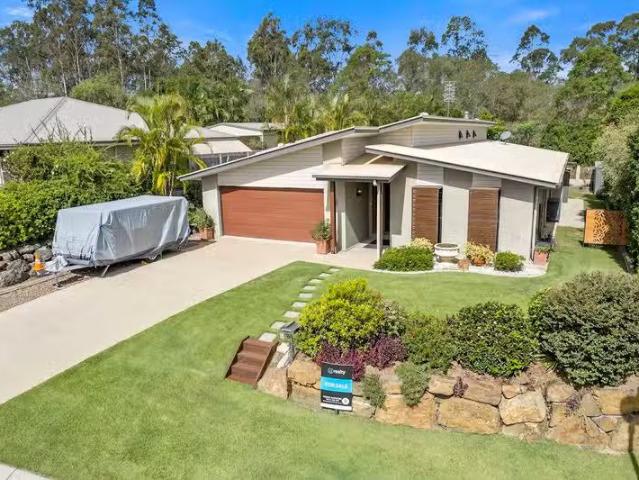 Unique 3 BR 51 Fairway Drive, GYMPIE, QLD 4570 House for Rent