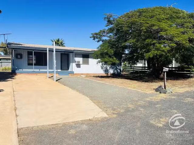 Cheap 3 BR 55 Withnell Way, Bulgarra, WA 6714