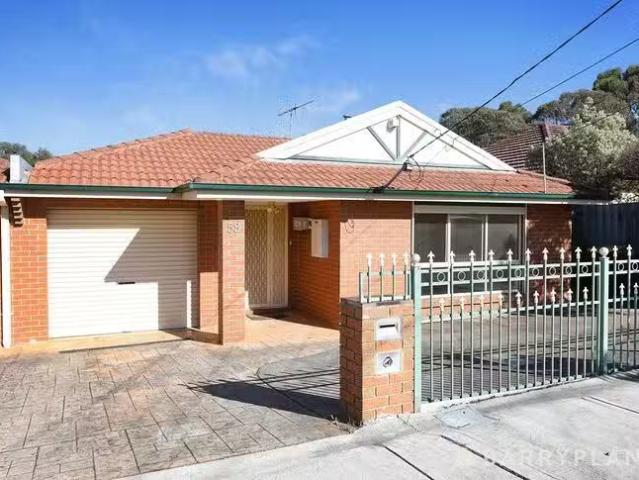 Just in! 3 BR 58 Shirley Street, St Albans, VIC 3021