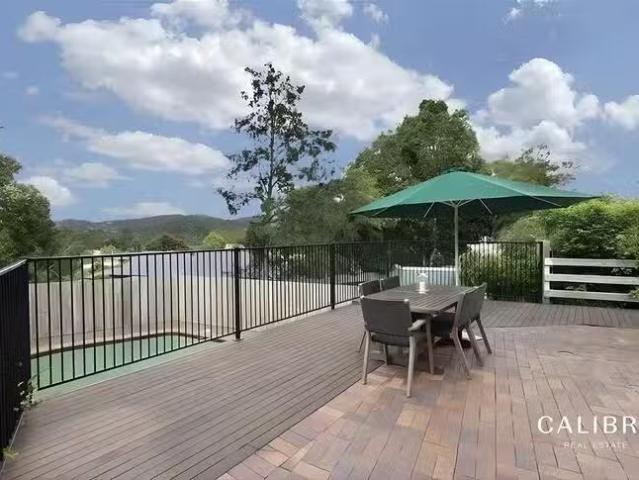 Rental! 3 BR 63 Bernarra Street, The Gap, QLD 4061