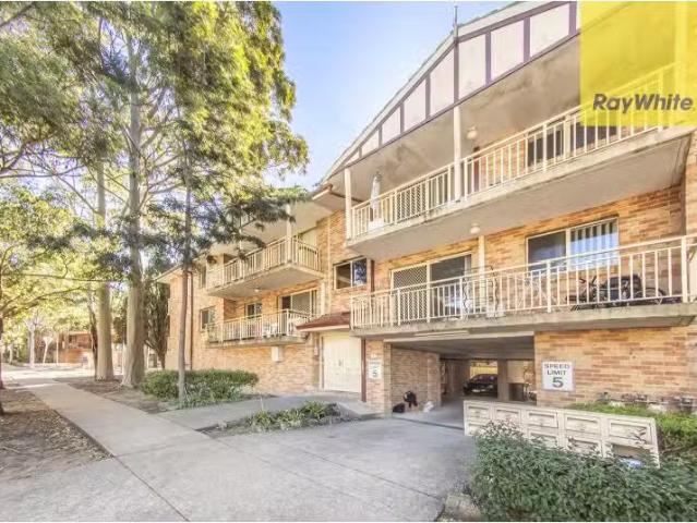 Rental! 3 BR 6/84 Lane Street, WENTWORTHVILLE Apartment for re.