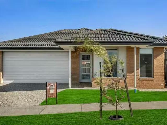 Nice 3 BR 6 Danzig Street, Kalkallo, VIC 3064
