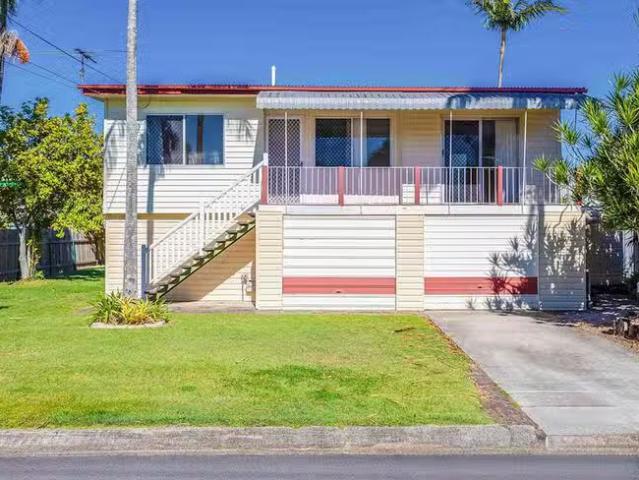 For Rent! 3 BR 70 Saul Street, Brighton, QLD 4017
