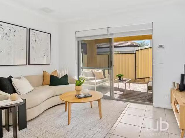 Cheap 3 BR 74C Norman Street, Innaloo, WA 6018