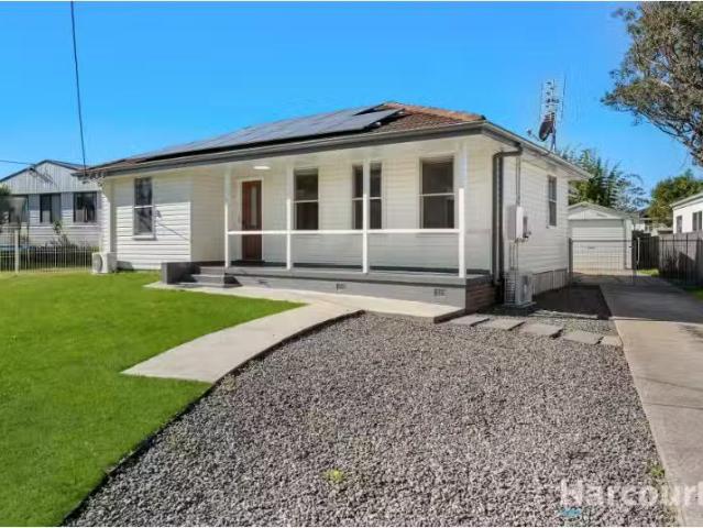 New 3 BR 78 Coral Crescent, Gateshead House for rent Listed b.