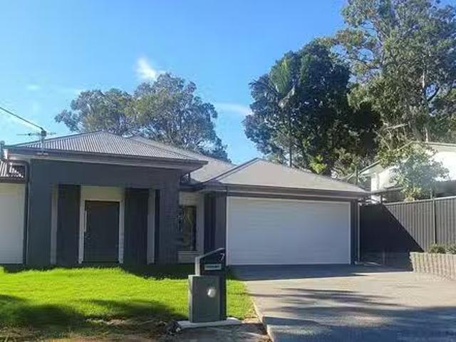 For Rent! 3 BR 7 Barramundi Street, Macleay Island, QLD 4184