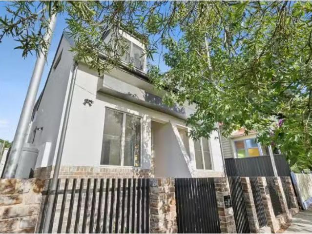 Deal! 3 BR 13 Halloran Street, Lilyfield House for rent Liste.