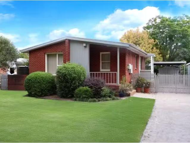 Nice 3 BR 13 Luttrell Street, HOBARTVILLE House for rent List.