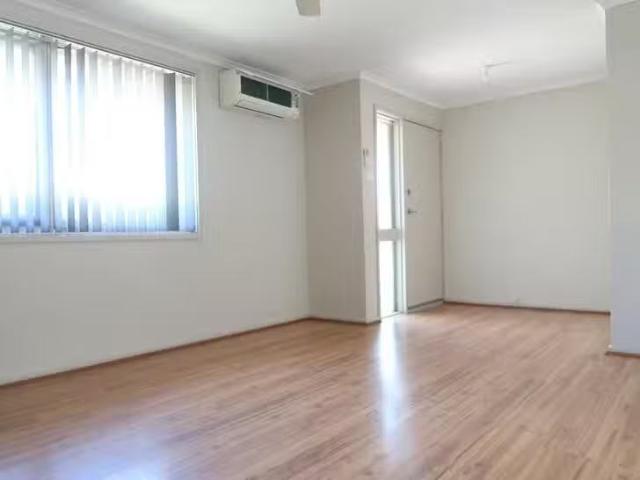 Deal! 3 BR 12/15 Becker Court, South Hedland, WA 6722