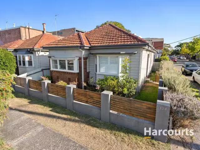 Just in! 3 BR 124 Denison Street, Hamilton, NSW 2303 House f.