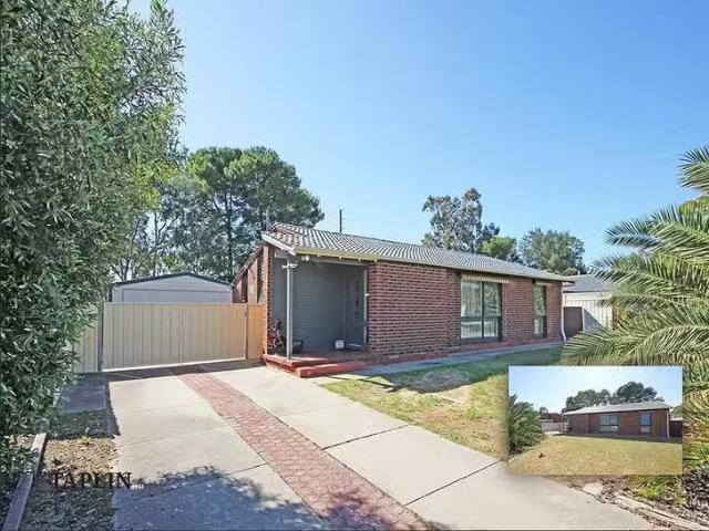 Charming 3 BR 12 Mclean Court, Novar Gardens, SA 5040