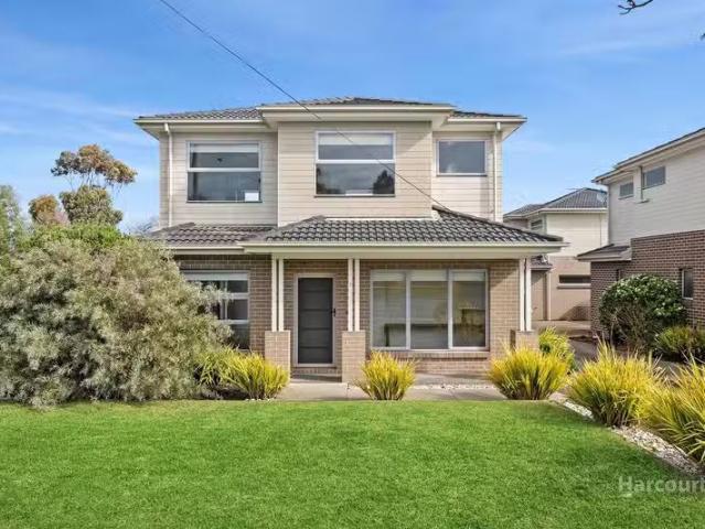 Unique 3 BR 1/38 Patullos Road, Lara, VIC 3212 Townhouse for.