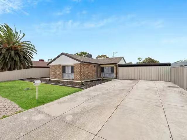 Charming 3 BR 14 Orinoco Street, Paralowie, SA 5108