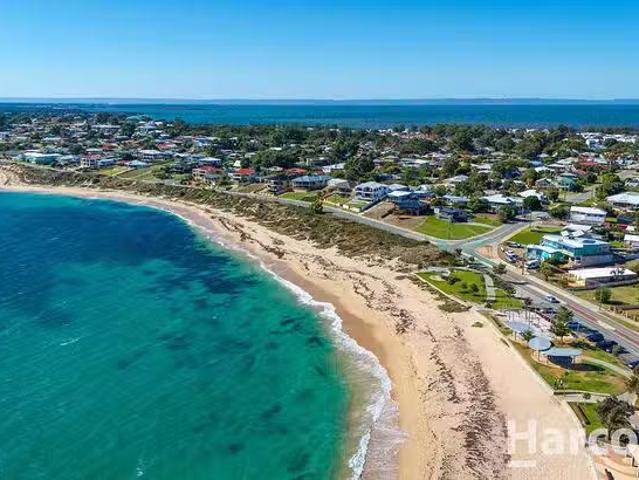 Cozy 3 BR 15 Cooranga Road, Falcon, WA 6210