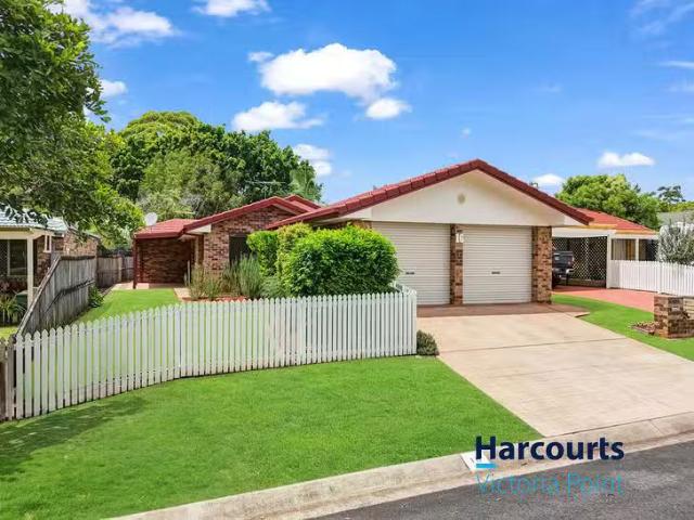 Deal! 3 BR 16 Cassowary Circuit, Victoria Point, QLD 4165