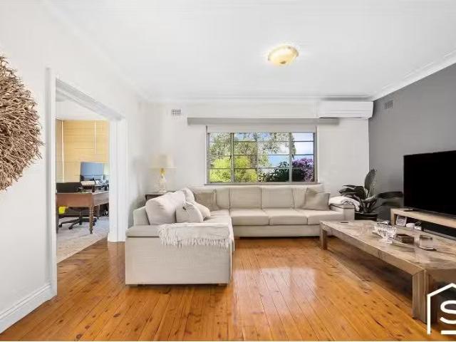 New 3 BR 16 Dunshea Street, Denistone West House for rent Lis.