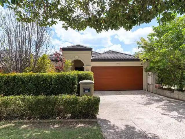Unique 3 BR 16A Fermaner Street, Karrinyup, WA 6018