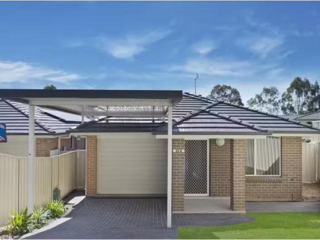 Unique 3 BR 18A Weaver Crescent, Watanobbi House for rent Lis.