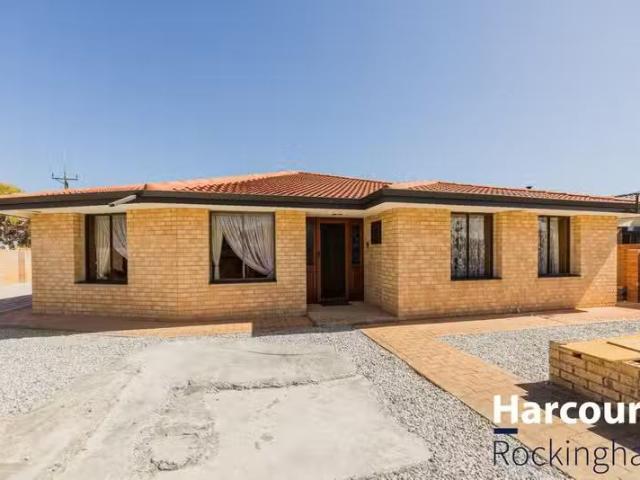 Cozy 3 BR 1 Mariano Court, ROCKINGHAM, WA 6168 House Leased