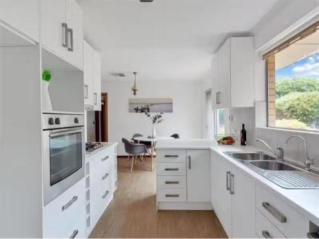 Rental! 3 BR 1 Glenburnie Street, HAPPY VALLEY House for rent.
