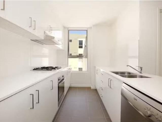 For Rent! 3 BR 203/10 18 Meryll Avenue, Baulkham Hills Apartme.