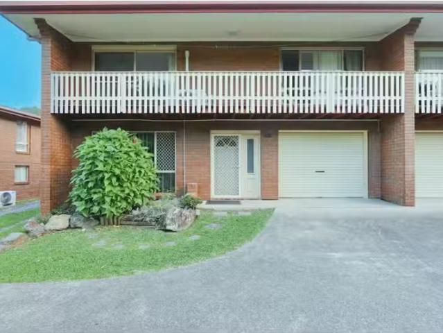 New 3 BR 2/10 Griffith Avenue, COFFS HARBOUR Townhouse for ren.