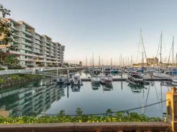 Nice 3 BR 21/1 Cleveland Terrace, North Ward, QLD 4810