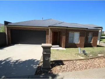 Just in! 3 BR 2/159 Kosciuszko Road, THURGOONA Apartment for r.