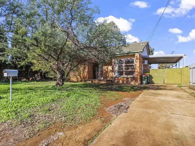 For Rent! 3 BR 21 Berryman Road, Smithfield Plains, SA 5114
