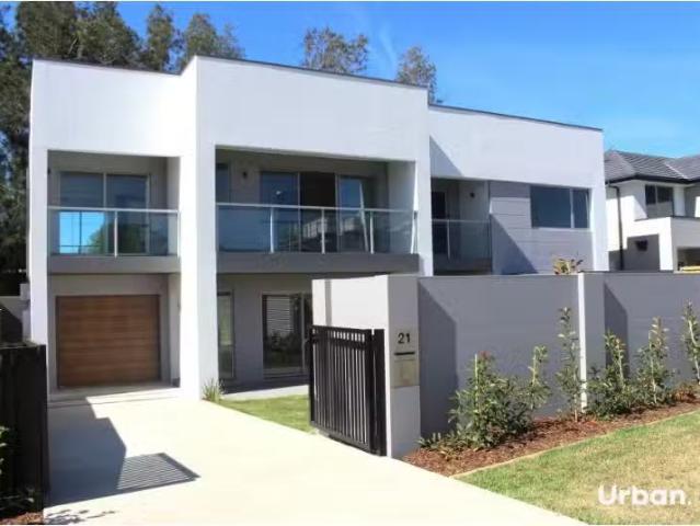 Cozy 3 BR 21 Hennessy Avenue, MOOREBANK House for rent Listed.