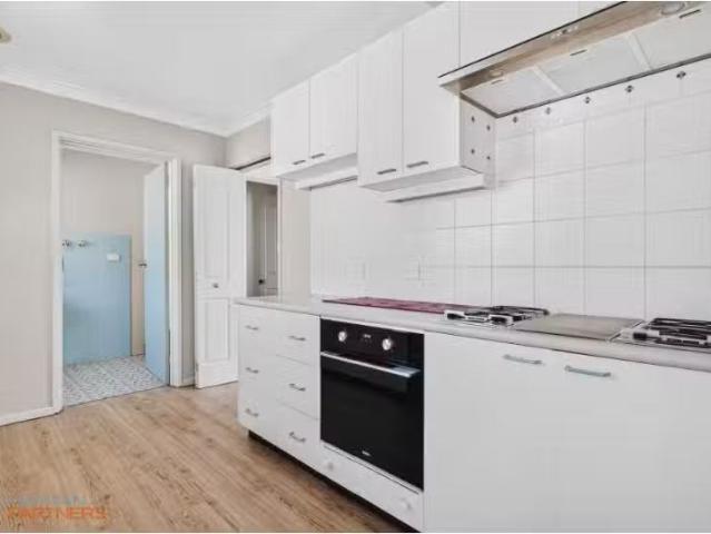 Unique 3 BR 22 Debenham Street, Mawson House for rent Listed.