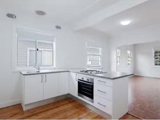 Nice 3 BR 22 Meadow Road, New Lambton House for rent Listed b.