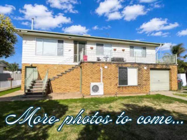 Just in! 3 BR 25 Villarette Avenue, Narrabri House for rent L.
