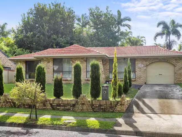 New 3 BR 25 Andaman Street, Jamboree Heights, QLD 4074