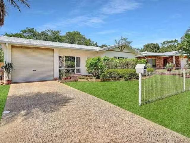 Just in! 3 BR /25 Resolution Drive, Bentley Park, QLD 4869