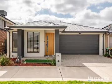 For Rent! 3 BR 28 Nomad Road, KALKALLO, VIC 3064 House for R.