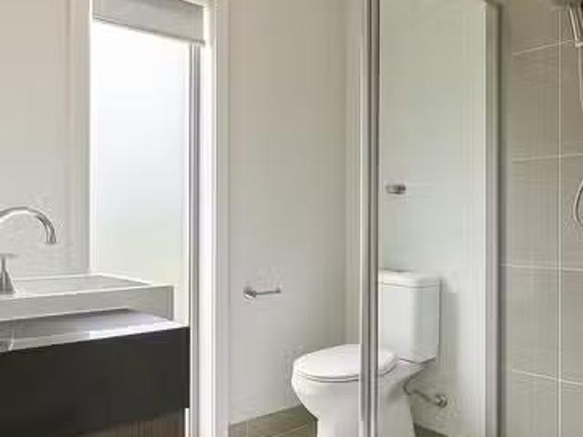 Unique 3 BR 29 Freedman Avenue, Williams Landing, VIC 3027