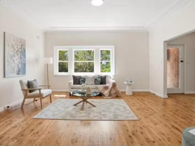 Just in! 3 BR 30 Calga Street, Roseville Chase House for rent.