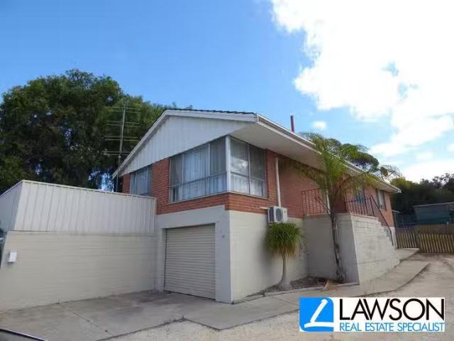 Deal! 3 BR 30 Sleaford Terrace, Port Lincoln, SA 5606