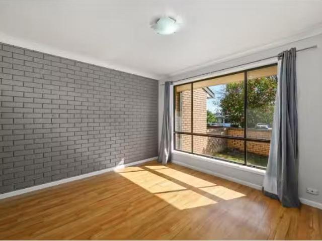 Cheap 3 BR 3/198 Byng Street, Orange Townhouse for rent Liste.