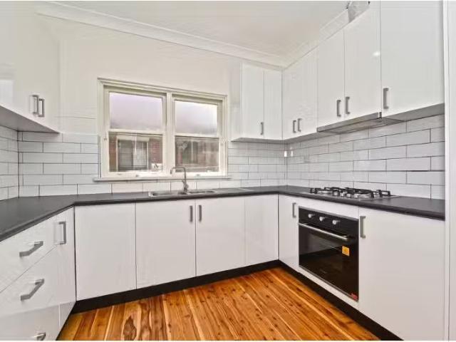 New 3 BR 31 Trafalgar Parade, CONCORD House for rent Listed b.