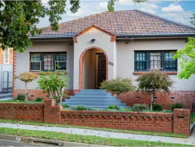 Cheap 3 BR 369 KENILWORTH STREET, EAST ALBURY House for rent.
