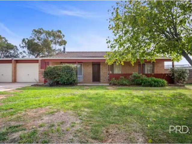 Unique 3 BR 3 Ramus St, Tolland House for rent Listed by Scot.