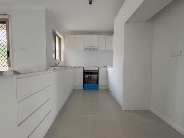 New 3 BR 3 Snowbird Place, ERSKINE PARK House for rent Listed.