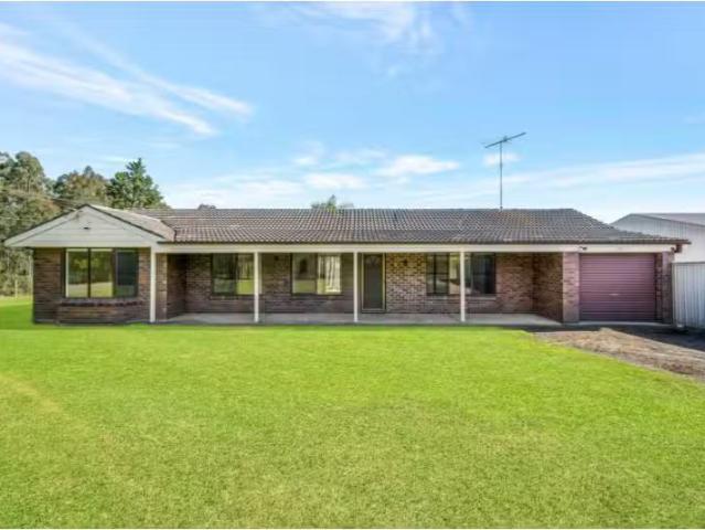 Cheap 3 BR 3 Terry Road, THERESA PARK House for rent Listed b.