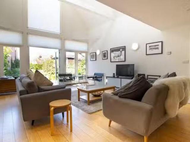 Cheap 3 BR Landgate