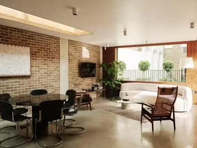 New 3 BR Portland Place