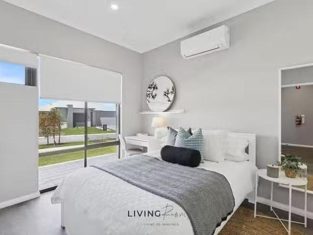 Deal! 3 BR ROOM 1 Littabella Road, Clarkson, WA 6030
