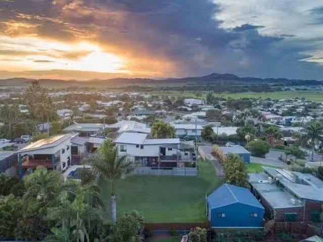 Cheap 3 Creese Street, Beaconsfield QLD 4740