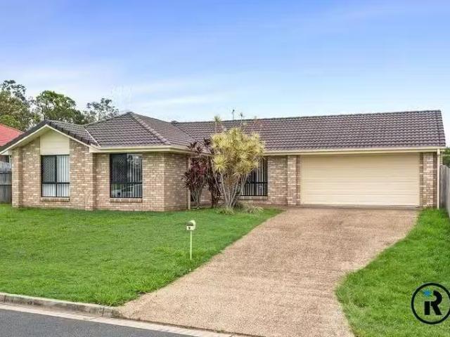 Unique 3 Kite Crescent, Eagleby, QLD 4207